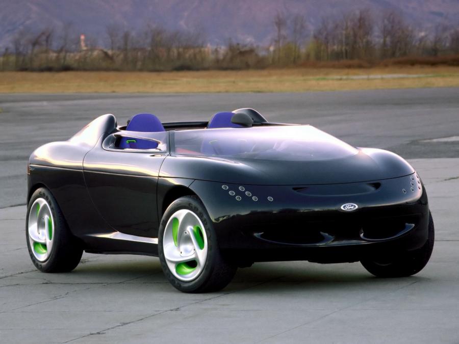  Ford Zig Concept 1990 года  (фото 1 из 3)